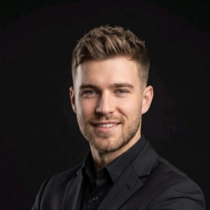 Dr. André Martins